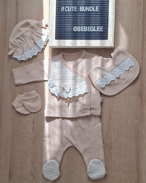 Güpür Detaylı 5'li Yenidoğan Kız Bebek Takımı – Cute Bundle